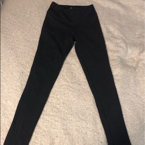 Aritzia leggings